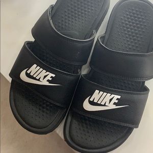 Nike slides